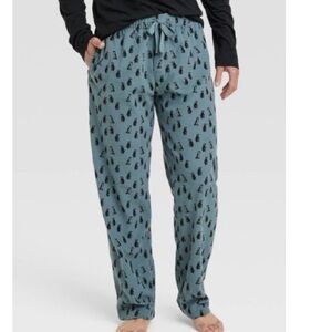 **CLEARANCE** GOODFELLOW & CO - Men’s Fleece Penguin Print Pajama Pants
